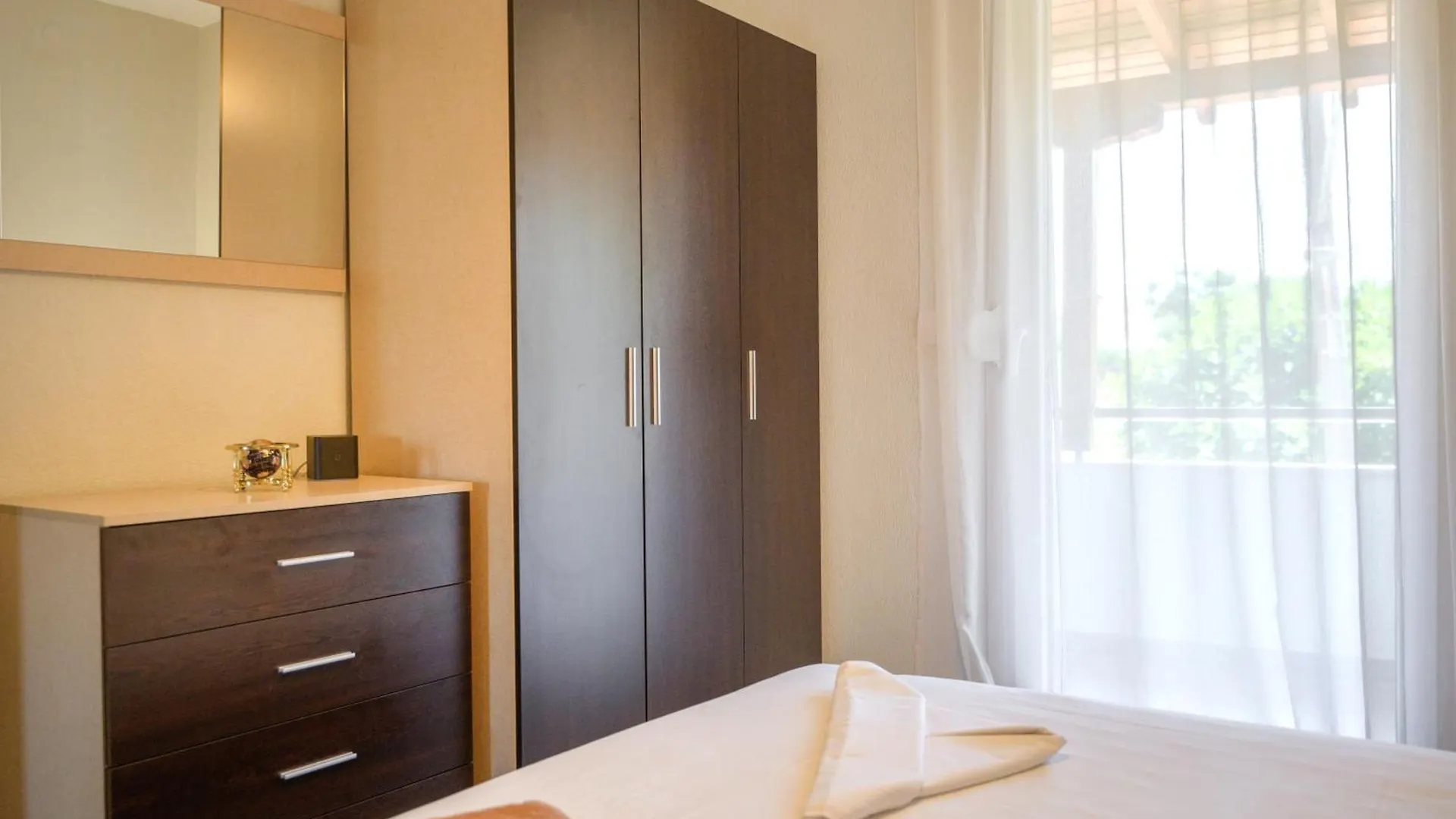 נאה רודה Private Modern Apartment יוון